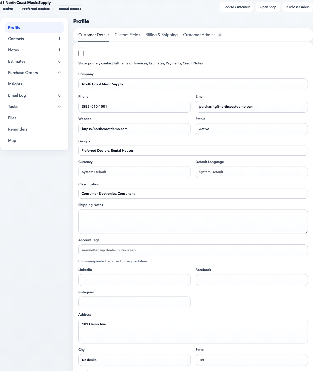 Customer profile page showing customer details, groups, classifications, and save action.